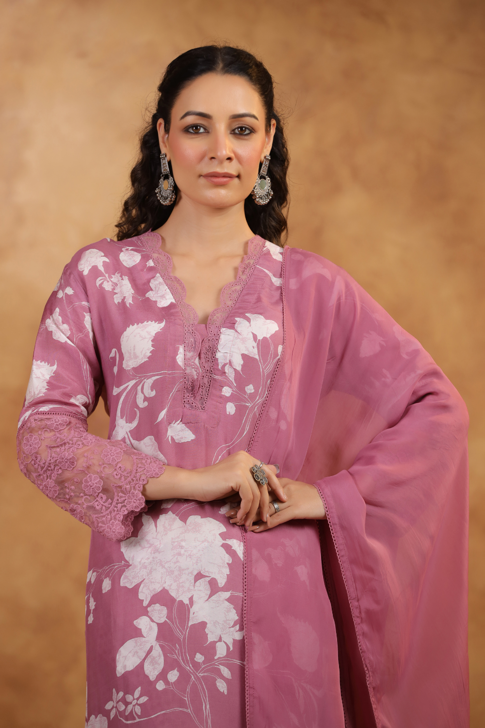 Pure Muslin Suit Set with Organza Detailing and Dupatta