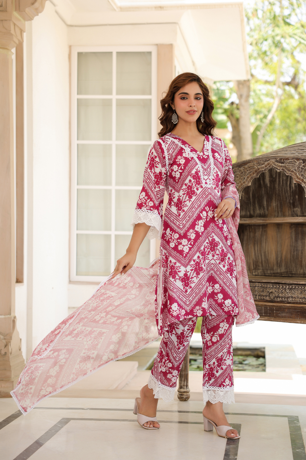 Pink Floral Print Mal Cotton A-line Suit Set with Organza Dupatta