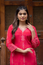 Pink Pure Crepe Printed Suit with Organza Dupatta