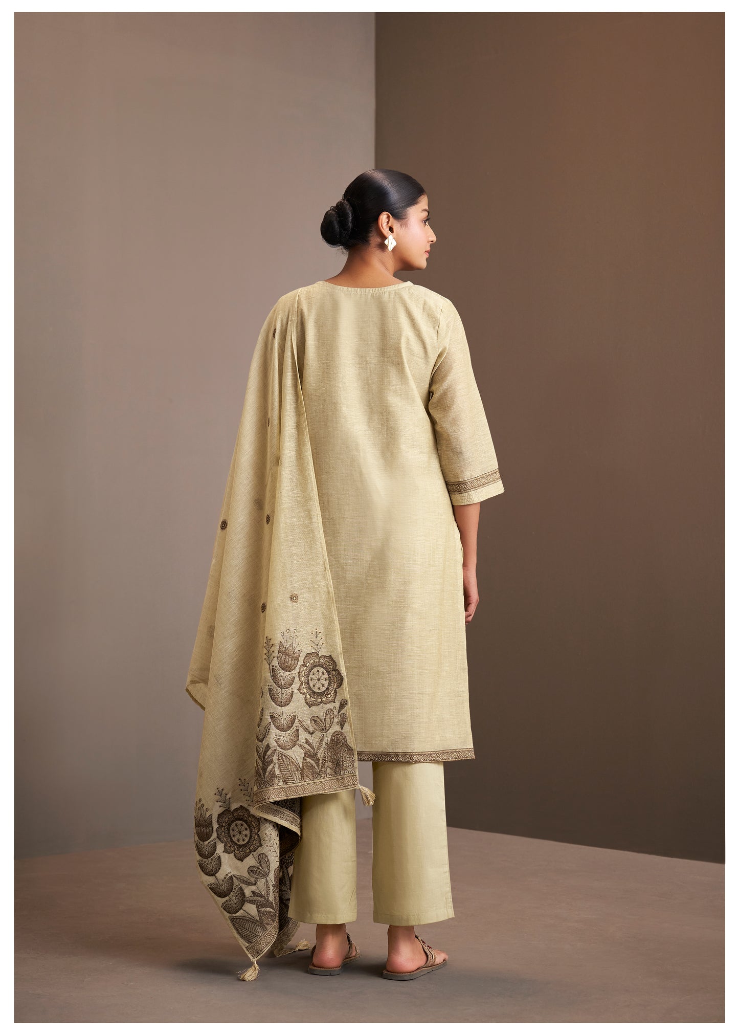Jacquard Weaving Brown Linen Suit Set