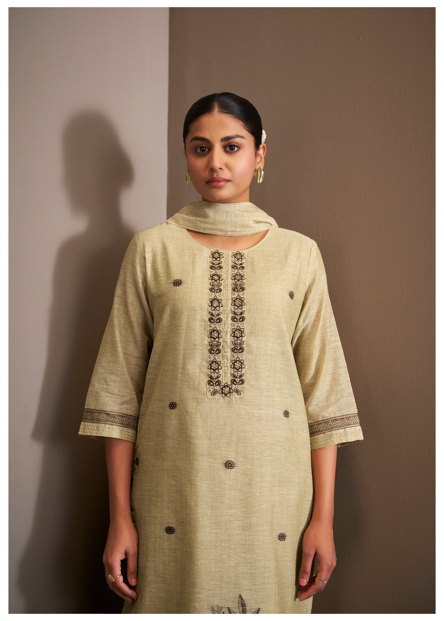 Jacquard Weaving Brown Linen Suit Set