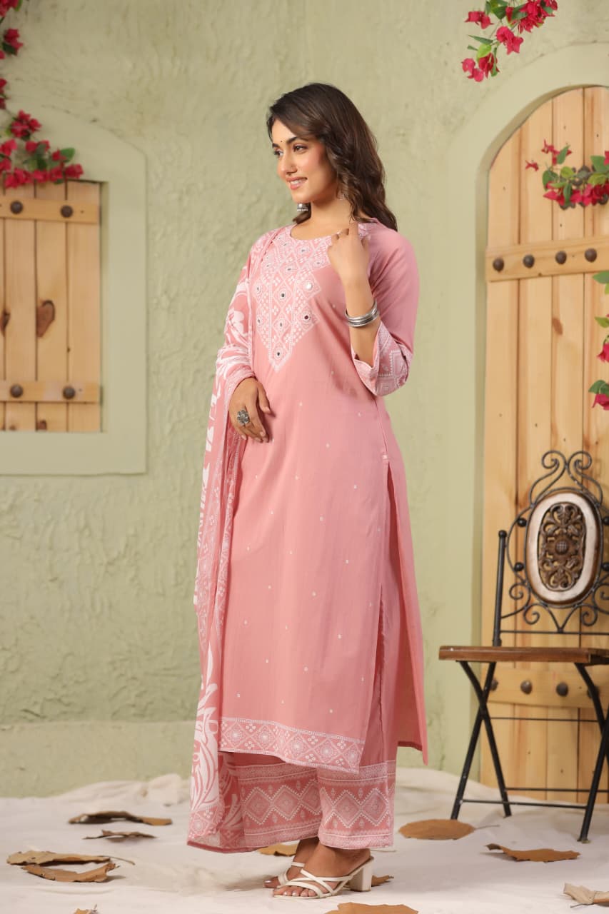 Cotton Suit Set with Light Detailing